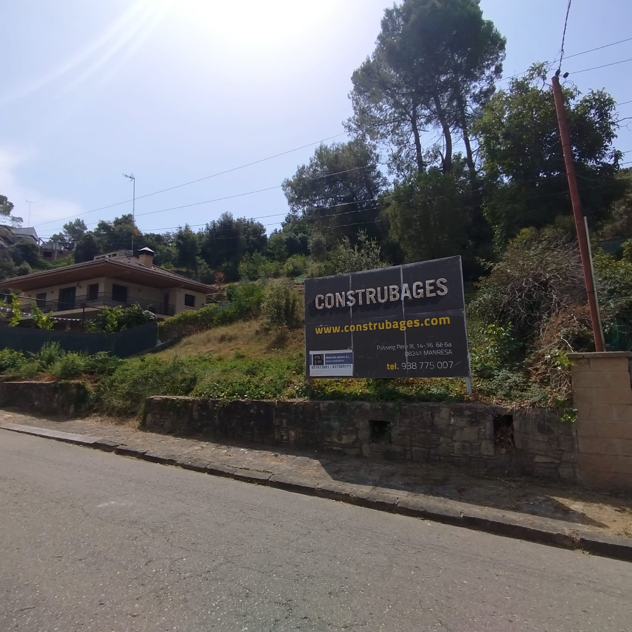 Terreny urbà per a casa 4 vents