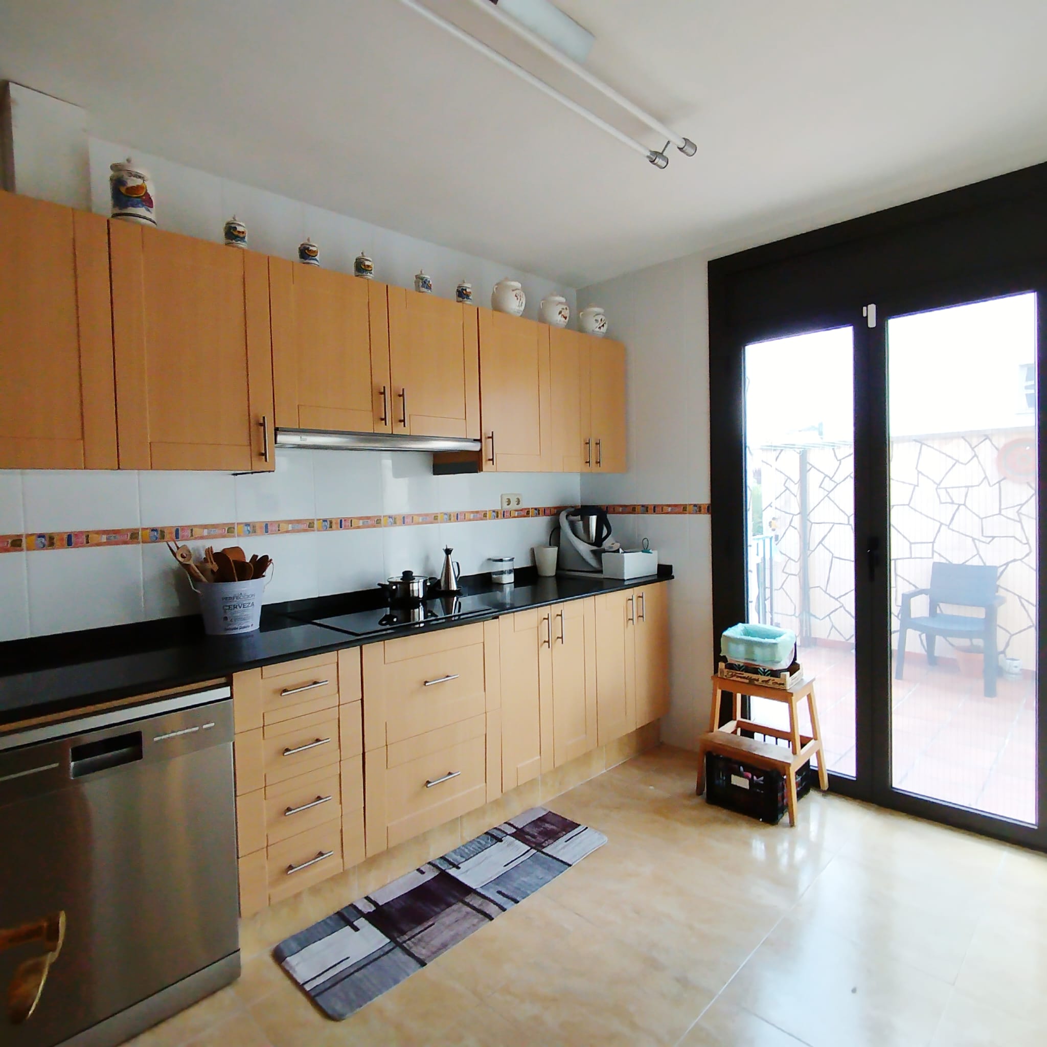 Casa adossada amb terrassa