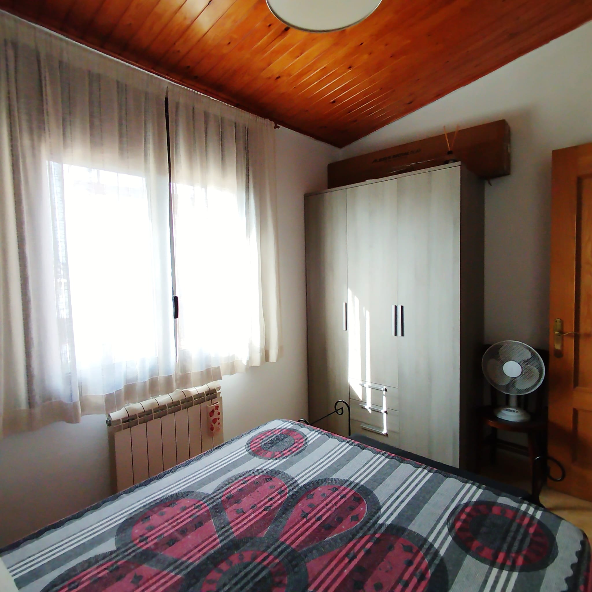 Casa adossada amb terrassa